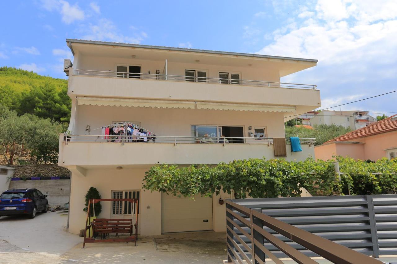 Apartments With A Parking Space Sumpetar, Omis - 11798 Єсенице Екстер'єр фото